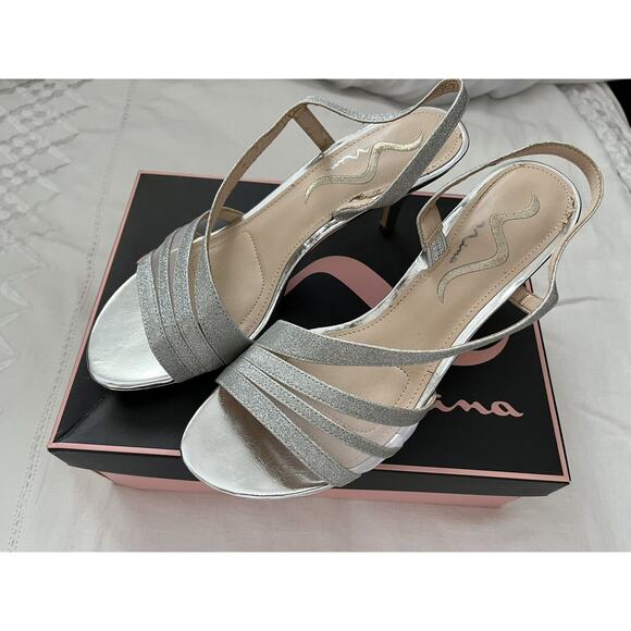 Nina Nelda Sandal Women’s 9.5 M Silver Glitter Incls Box. Beautiful shoes! - Picture 13 of 13